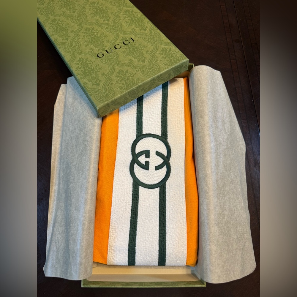 New Authentic Gucci GG Logo Dog Shirt Clothes Gold Green Size L - Picture 8 of 11